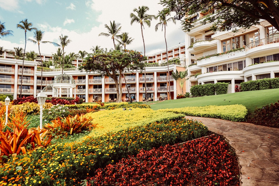 luxurious apartments with garden